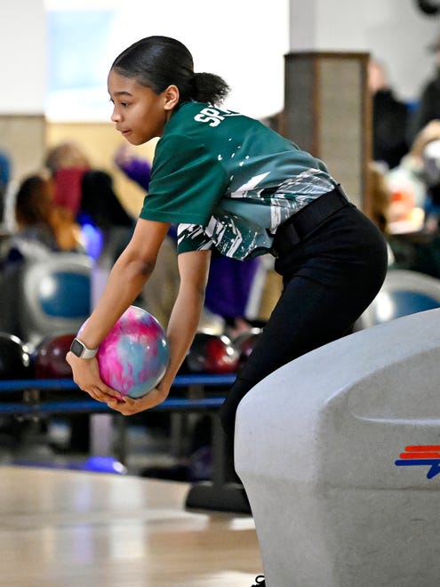York Tech’s Aaliyah Hall during bowling action against Dallastown at Lion Bowling Center in Red Lion, Tuesday, Jan. 9, 2024. (Dawn J. Sagert/The York Dispatch)