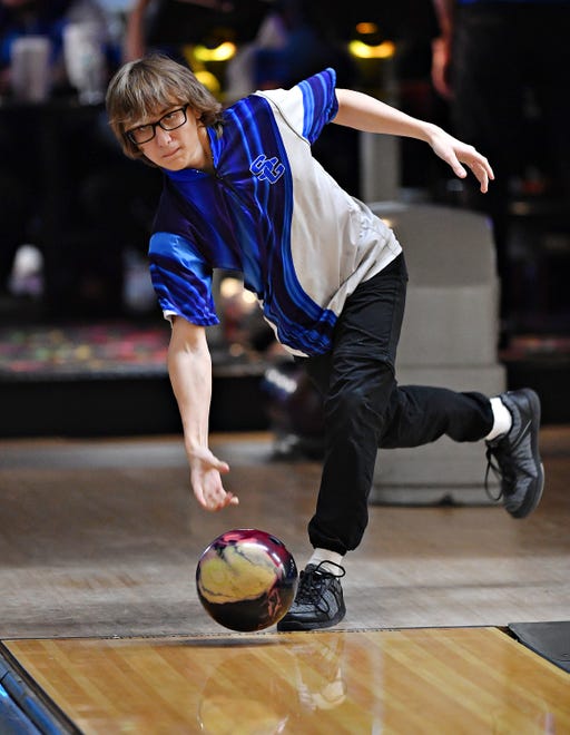 Spring Grove’s Landon Carl during bowling action against Kennard-Dale at Colony Park Lanes North in York City, Tuesday, Jan. 23, 2024. (Dawn J. Sagert/The York Dispatch)