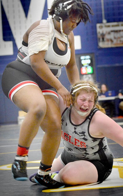 South Western's Kayla Henderson, left, won the 235-pound weight class over Cumberland Valley's Aja'nai Jumper by a 4-1 decision in the final at the PIAA District 3 girls' wrestling tournament at Penn Manor High School in Millersville on Saturday, March 2, 2024.
