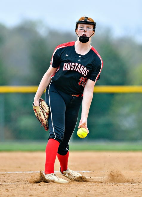 South Western’s Jayda Koontz pitches against Susquehannock during softball action at Susquehannock High School in Shrewsbury Township, Wednesday, April 17, 2024. South Western would win the game 8-0. (Dawn J. Sagert/The York Dispatch)