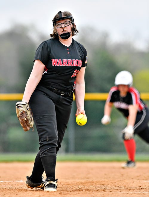 Susquehannock’s Kara Paterniti pitches against South Western during softball action at Susquehannock High School in Shrewsbury Township, Wednesday, April 17, 2024. South Western would win the game 8-0. (Dawn J. Sagert/The York Dispatch)